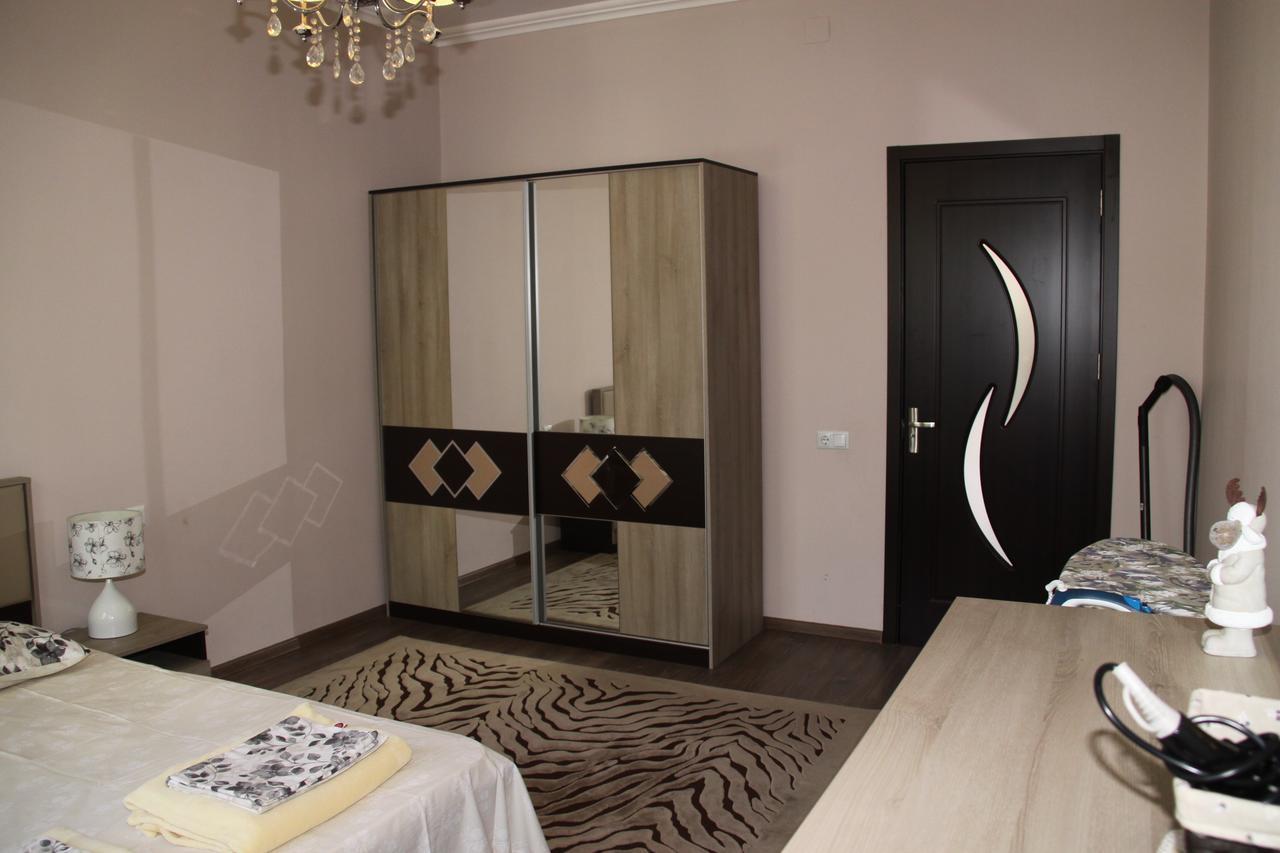 شقة Helen'S House باتومي المظهر الخارجي الصورة